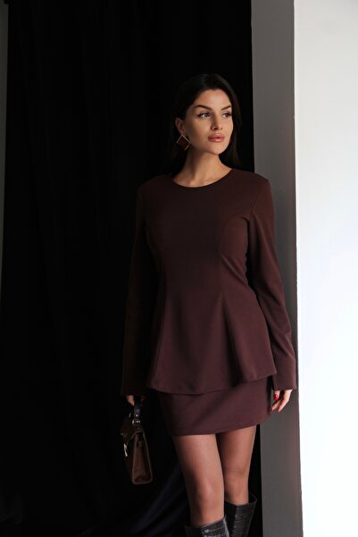 Julidress طقم ملابس علوي وسفلي مع تنورة قصيرة من بيلدن