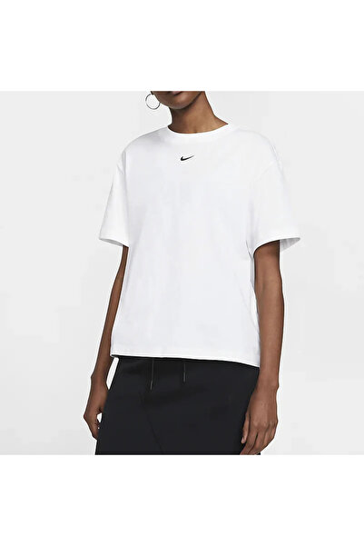 Nike Women's T-shirt