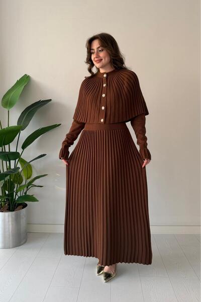 MODA Dress, Knit Dress, Cape Knit Dress, Cape Knit Dress with Sleeve Detail