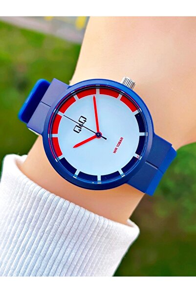 Q&Q 10 Atm Waterproof Unisex Wristwatch with Silicone Strap