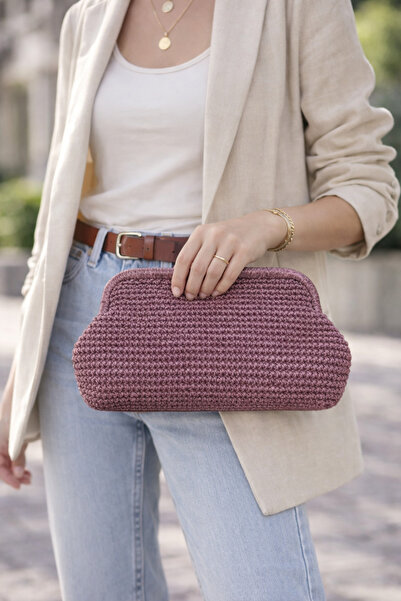BY AKTEPE STORE El Yapımı Burslu Örgü Clutch Çanta – Parlak Metalik Kağıt İp,...