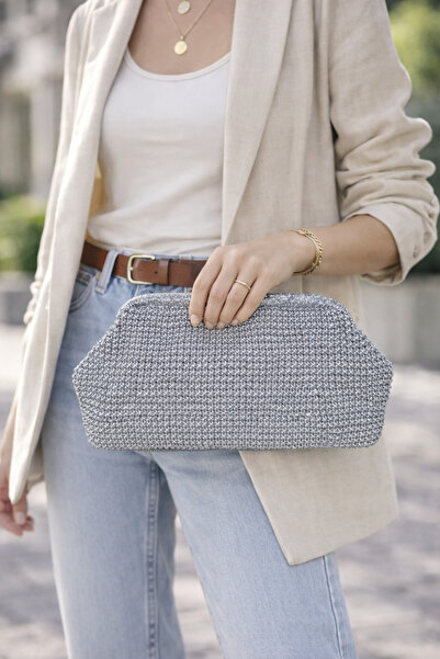 BY AKTEPE STORE El Yapımı Burslu Oval File Örgü Clutch Çanta – Parlak Metalik...