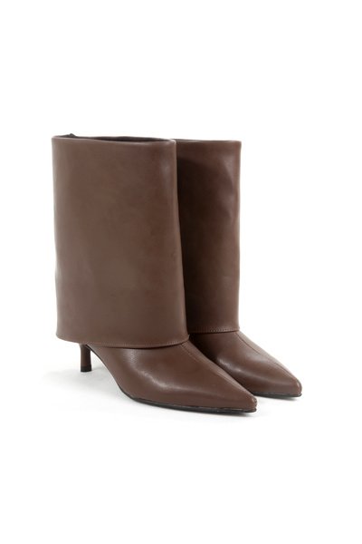 Ayakkabı Podyumum حذاء طويل مدبب باللون البني بكعب رفيع 5 سم للموسم الجديد