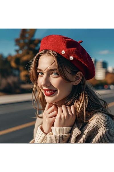 ACAR TAKI قبعة شتوية مطرزة باللؤلؤ باللون الأحمر ACR8208