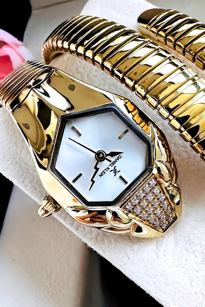 Daniel Klein ساعة يد نسائية طراز Snake - سوار فولاذي ذهبي اللون مقاوم للماء - هدية سوار معصم DKBY2054C2