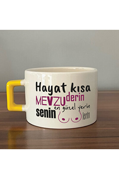 Kırtasiye Ofisi أفضل مكان لك هو كوب هدية مزخرف بمقبض أصفر مربع الشكل من Memel...