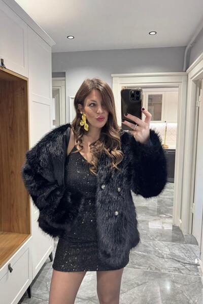 Banu Angay فستان مزين بالترتر مع حزام من الحبل باللون الأسود