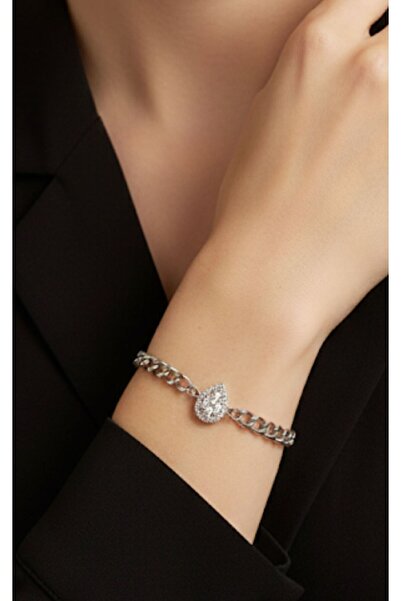 AKSESUARIM سوار نسائي من الفولاذ بتصميم قطرة حجرية