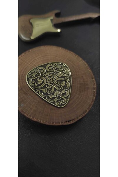 luffy design Guitar Pick Engraving Lazer Kabartma Gravür Tasarım Metal Sarı p...