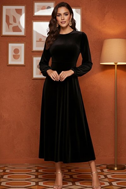 Mossta Rochie neagră midi din catifea premium