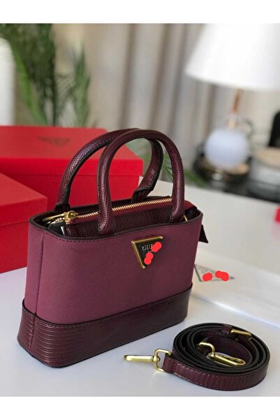 GUCANNI حقيبة كتف نسخه طبق الاصل من الماركه الشهيره تاتي معا علبه وكيس وكرت ضمان بنفس اسم الماركه