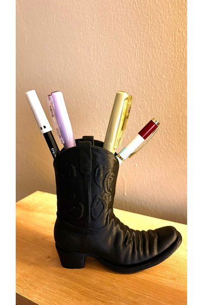 bycaeldesign Boot-Shaped Pen Holder, Makeup Brush Organizer, 12X12