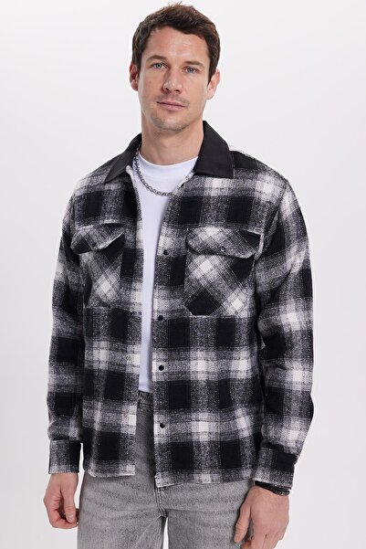 Tudors Men's Relax Fit Comfortable Cut Winter Plaid Double Pocket Snap Button Shirt