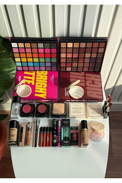 HARMONY MAKE UP Harmony Beauty's best-selling 27-product range