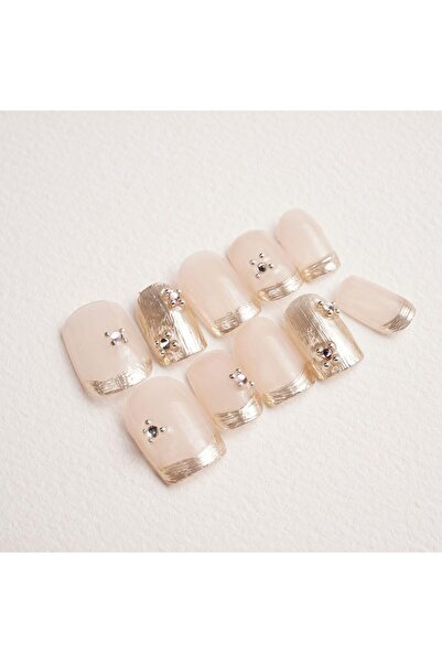 bolivia's Artificial Nails and Accessories