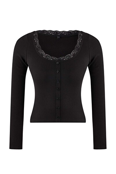 Trendyol Collection Black Fitted/Bodycon Pool Collar Lace Detailed Corded Fabric Stretchy Knitted Blouse Twoss26Bz00070