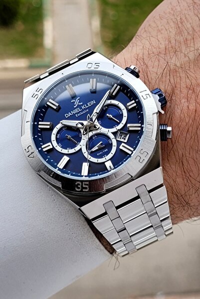 Daniel Klein Dial Navy Blue Band Silver Color 44 mm Inner Indicators Active M...