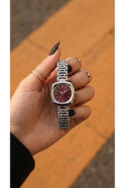 KLISHE Butik ساعة يد نسائية من الفولاذ الفضي والبوردو من فالوريا، أسلوب المال...