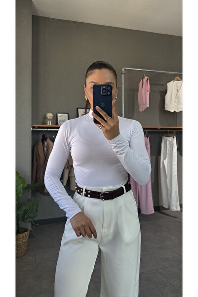 YOUR NAME Bluză înaltă albă - jumătate de gât rotic, mânecă lungă