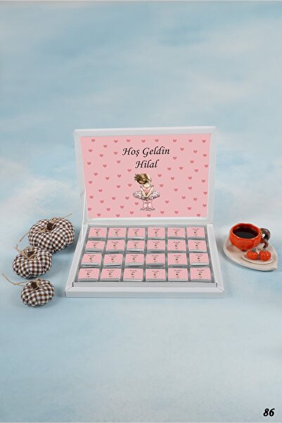 KAKAO AĞACI 70 Adet Karton Kutuda Kız Bebek Çikolatası