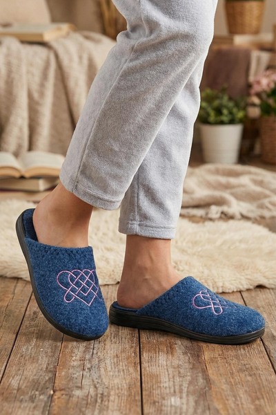 GEZER Papuci de iarnă pentru femei, cu design de inimă brodat din pâslă