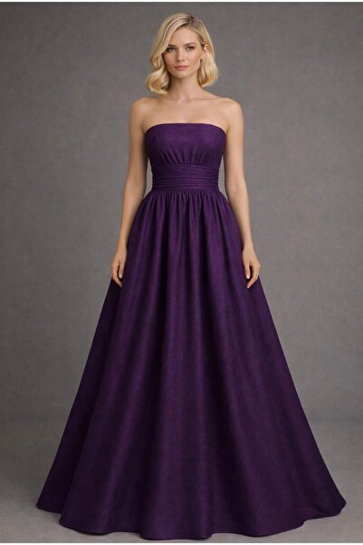 MERT ERKAN Piliseli Kuşak Detaylı & Mor Desenli Tok Saten Straplez Elbise