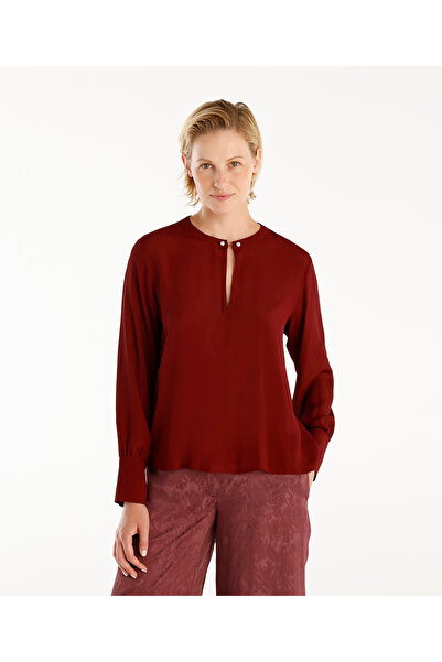 Yargıcı Collar Detailed Blouse