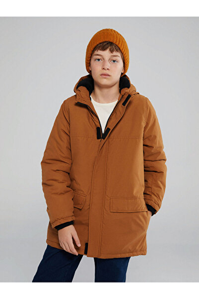 LC Waikiki Vizyon New Season cu glugă Palton pentru băieți