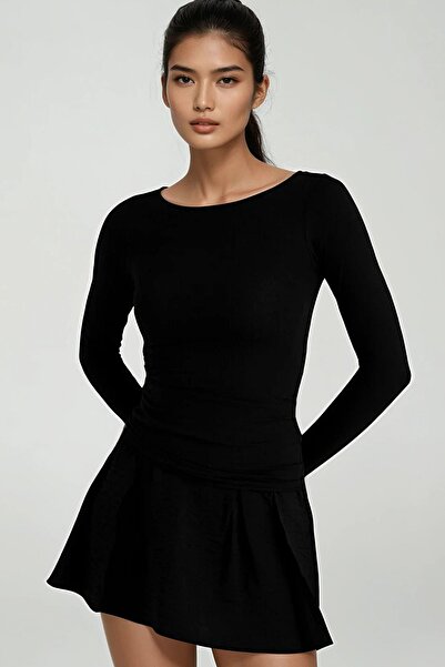 Trend Alaçatı Stili Women's black boat neck soft touch blouse alc-x14831