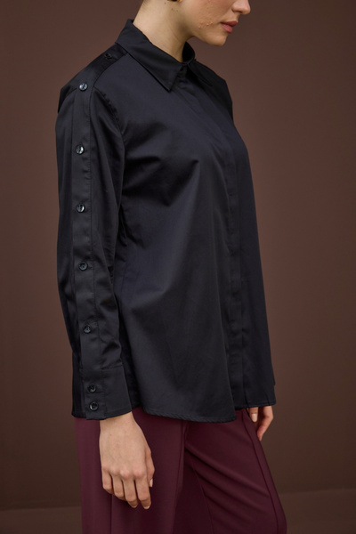 NUR KALAY COLLECTION DÜĞME DETAYLI GÖMLEK