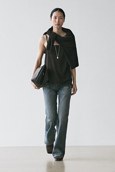 Massimo Dutti Dantel detaylı kamisol bluz