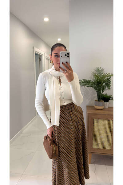 BİRCANÇİL Zr Kewira Ecru Buttoned Shawl Detailed Cardigan