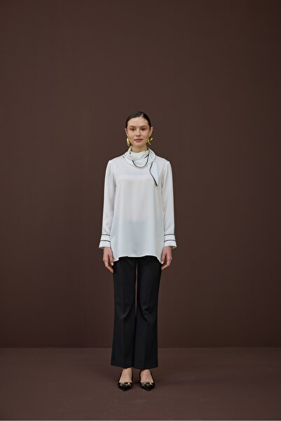 NUR KALAY COLLECTION BİYELİ SATEN BLUZ