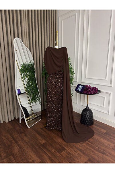 NO BRAND Luxurious brown evening dress