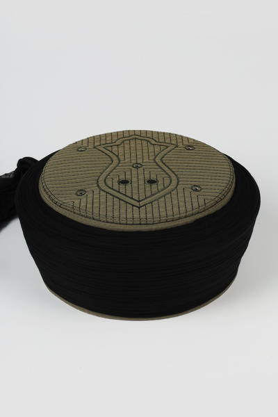 Sarıkhane Namaz Sarığı - Siyah Kumaş - Yeşil Takke - Düz Sarım - Nâli Şerif - 7 metre (Züabeli)