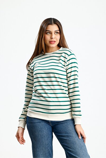 Madame QAN's basic guler rotund Regular Swea tricou