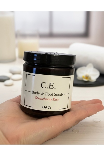 CE Cosmetic C.E. STRAWBERRY KİSS