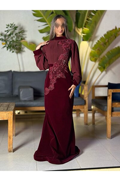 VİVİ فستان سهرة جوخ عنابي بتطريز دانتيل