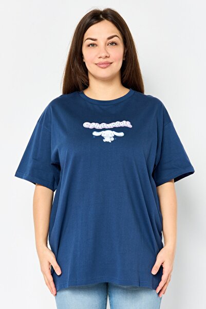 Cınnamoroll Women Crew Neck Short Sleeve Graphic Print T-shirt, Navy
