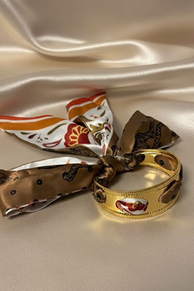 ASLI KİRAZ JEWERLY Altın Kaplama Eskitme Desenli Fularlı Kelepçe Gold 03