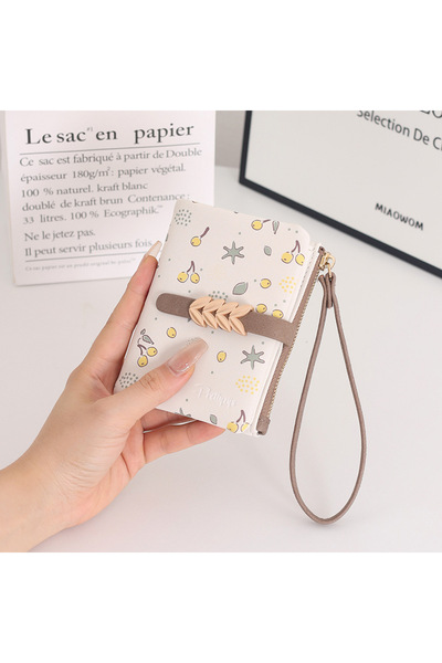 rinkadoll Minimalist Elegance: Small Zippered Card Holder Wallet with Leaf Bu...
