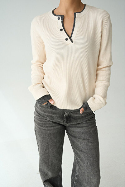 LOOSH Kadın Krem Çift Yaka Düğmeli Kazak