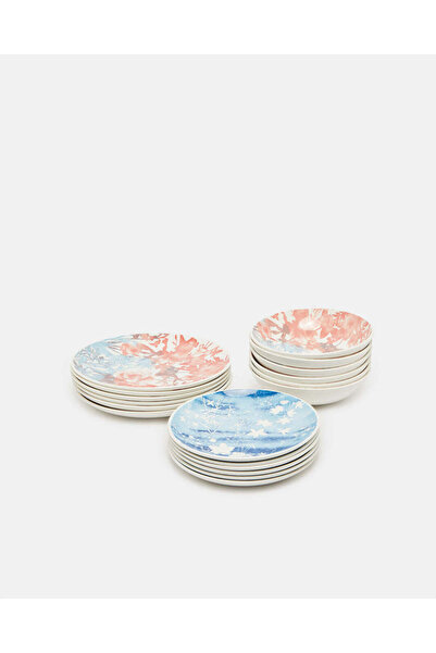 REDTAG طقم عشاء مطبوع متنوع (18 قطعة)