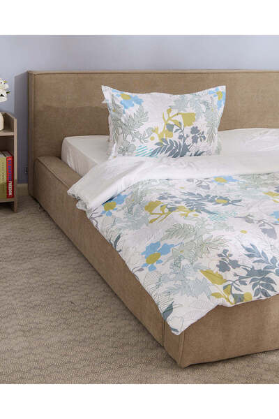 REDTAG Multicolour 3 Piece Leaf Printed Comforter Set (Single Size)