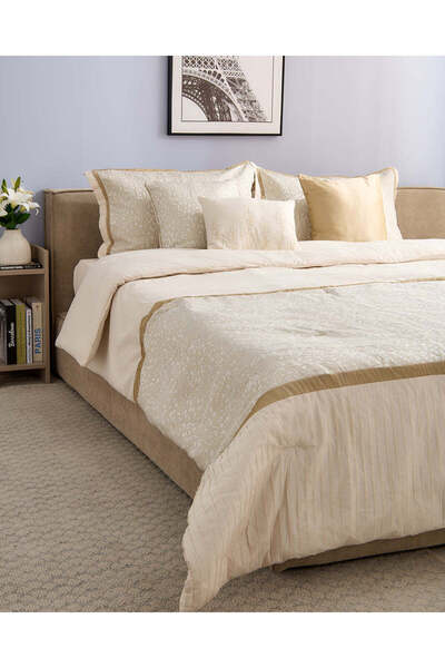 REDTAG Cream 7 Piece Jacquard Comforter Set (King Size)