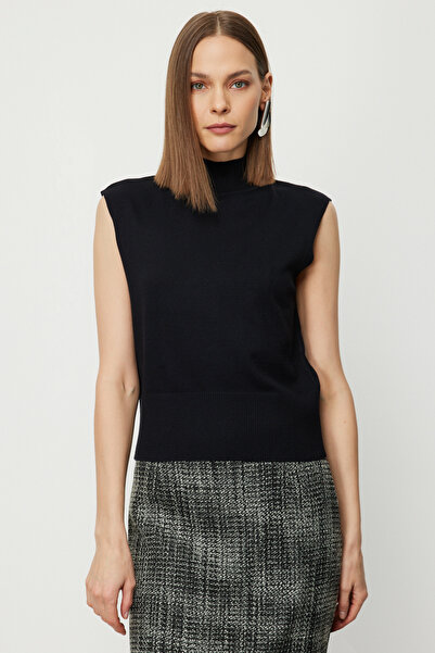 ON Mock Neck Sleeveless Knitwear Sweater