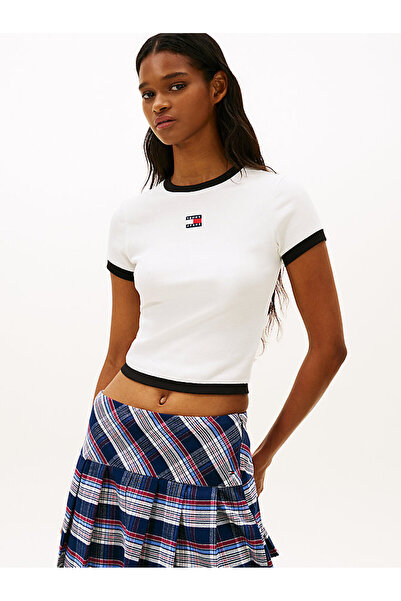 Tommy Hilfiger Women's tjw badge Slim Fit t-shirt