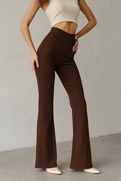 WILD BEE بنطال مضلع بني اللون للنساء