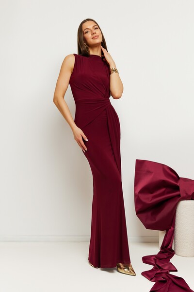 Made of Emotion M901 Fitted maxi evening dress - maroon