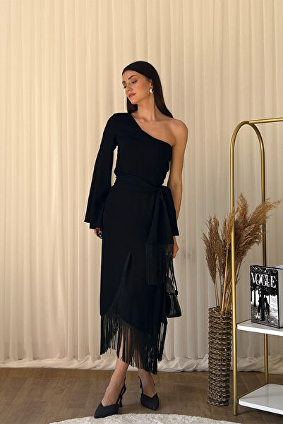 Klex Tek Omuz Kuşaklı Püskül Detaylı Midi Elbise